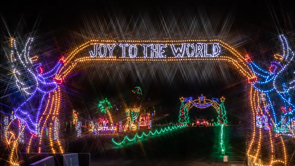 jones beach holiday light show